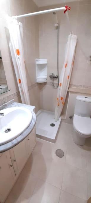 Apartamento Vistas Al Mar Con Piscina Y Terraza Foz Kültér fotó