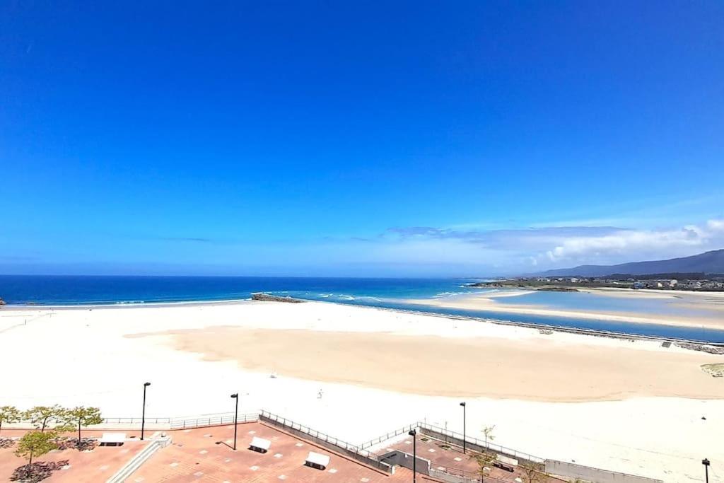 Apartamento Vistas Al Mar Con Piscina Y Terraza Foz Kültér fotó