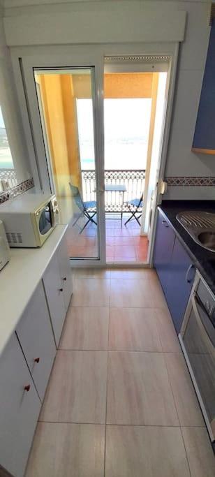Apartamento Vistas Al Mar Con Piscina Y Terraza Foz Kültér fotó